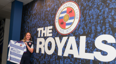 Sarah Thompson Signing